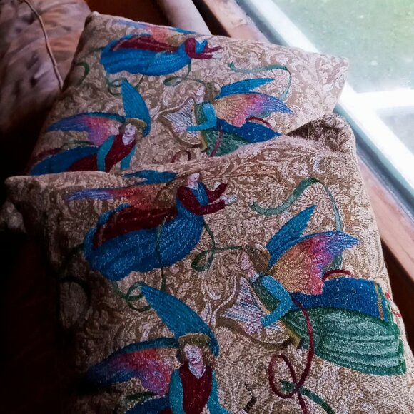 Beautiful Angels w/Musical Instruments Tapestry Throw Pillows (x2) Home Decor - Picture 3 of 9
